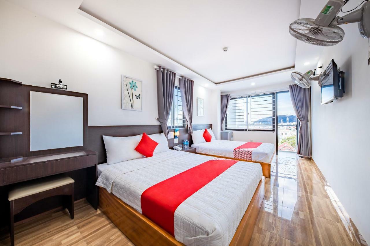 Oyo 227 Trang Anh Hotel Nha Trang Esterno foto